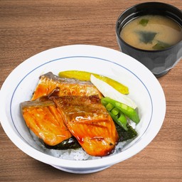 ข้าวหน้าปลาแซลมอน เทอริยากิ