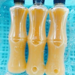 น้ำอ้อย น้ำลำไยสด 20 บาท ตลาดสถานีรถไฟ