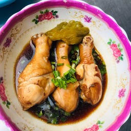 น่องไก่สมุนไพร