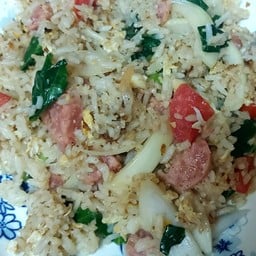 ข้าวผัดแหนม+โค้ก