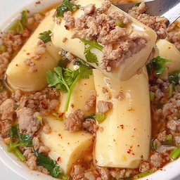 หมูสับต้มยำเต้าหูไข่แซ่บๆๆ