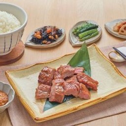 แก้มหมูย่างถ่านกับมิโสะรสเผ็ด