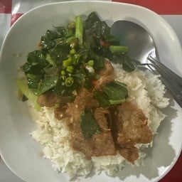 หมูทอดป้าปุ๊ก ทุ่งรี