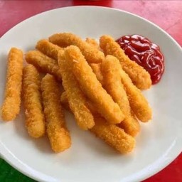 ชิกเก้นสติ๊กไก่ผสมข้าวโพด