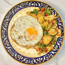 ข้าวไข่ข้น กะเพราฟรีไข่ และเมนูเทอริยากิ