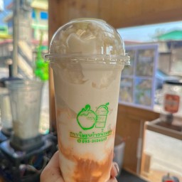 นมหมี ชาไทย