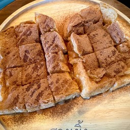 ขนมปังเนย-นม-ไมโล