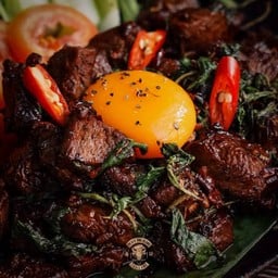 ผัดกะเพรา (เนื้อชิ้น) 🌶️🌿