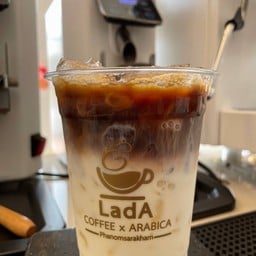 LadAxFamily วิภาวดี32