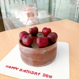 10.ช็อกโกเเลตท้อปเชอรี่สด