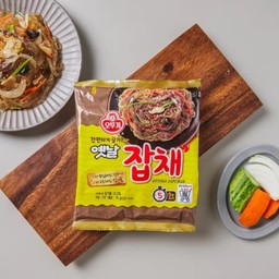 จับแช (ผัดวุ้นเส้นเกาหลี)