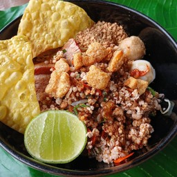 ก๋วยเตี๋ยวแห้งโบราณ(ราดด้วยซีอิ๊วดำ)