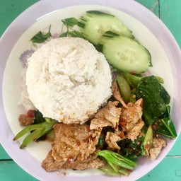 ข้าวผัดคะน้าหมูหมัก