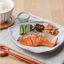 Charcoal Grilled Salmon