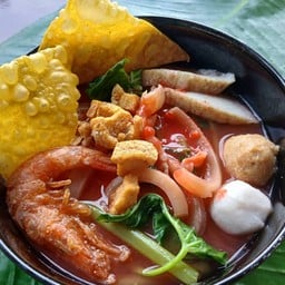 เย็นตาโฟ