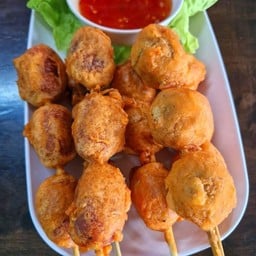 ลูกชิ้นทอด