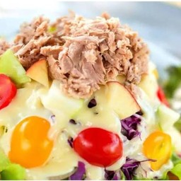 สลัดทูน่า