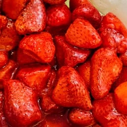 สตรอเบอร์รี่ปั่น