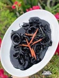 หมึกผัดน้ำดำ