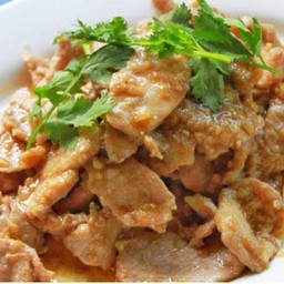 เมนูทอดกระเทียมเลือกหน้าได้