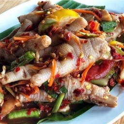 ตำตีนไก่