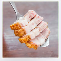 ข้าวหมูกรอบผัดซีอิ้ว New!!!