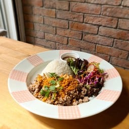 ข้าวเนื้อสับคั่วพริกเกลือ