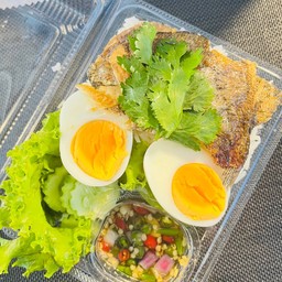 ข้าวปลาสลิดแกะ