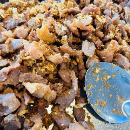 หมูทอดกระเทียม