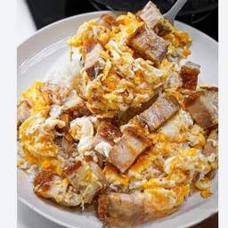 ข้าวราดผัดไข่