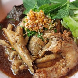 เกาเหลาไก่เเหวกเเนว