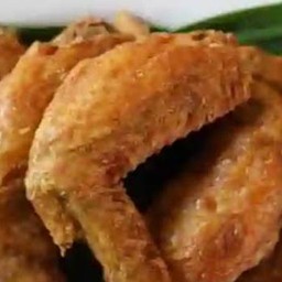 ปีกไก่ทอด