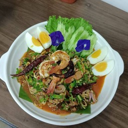 ยำถั่วพูกุ้งสด