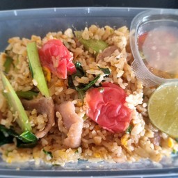 ข้าวผัดหมู