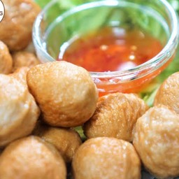ลูกชิ้นเต้าหู้หมู โคตรอร่อย