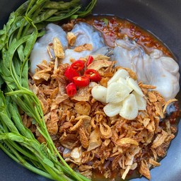 ยำหอยนางรมพริกเผา