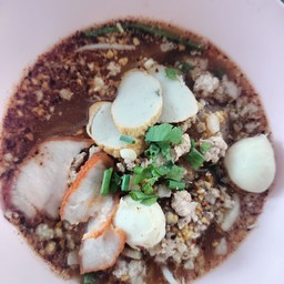 ก๋วยเตี๋ยวต้มยำหมูสับ