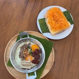 ไข่กระทะ+ปังฝอยทอง