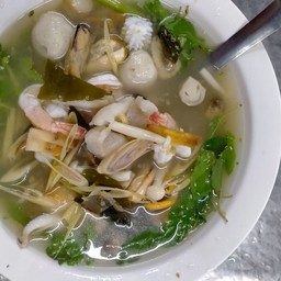 ต้มยำโป๊ะแตก