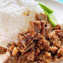 เนื้อผัดกระเทียม