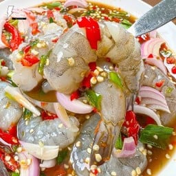 ยำปลาร้ากุ้งสด