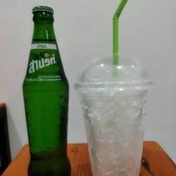 สตรอเบอรี่โยเกิร์ต ตลาดร่วมใจ