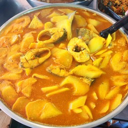 แกงส้มมะละกอปลากระพง