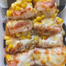 ปังข้าวโพด เบคอนชีส