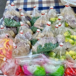 ขนมน้ำกะทิเลือกด้านล่างค่าาาาาาา