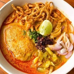 กลิ่นเหนือ วิเศษกุลซอย5