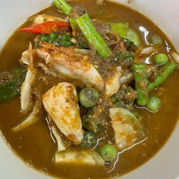 Gaeng Pa Pla Hed Khon