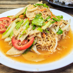 ยำมาม่า