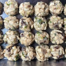 แป้งเปลือยไส้เห็ดสามสหายหกลูก