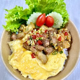 สามชั้นทอดคั่วพริกเกลือ+ไข่ข้น